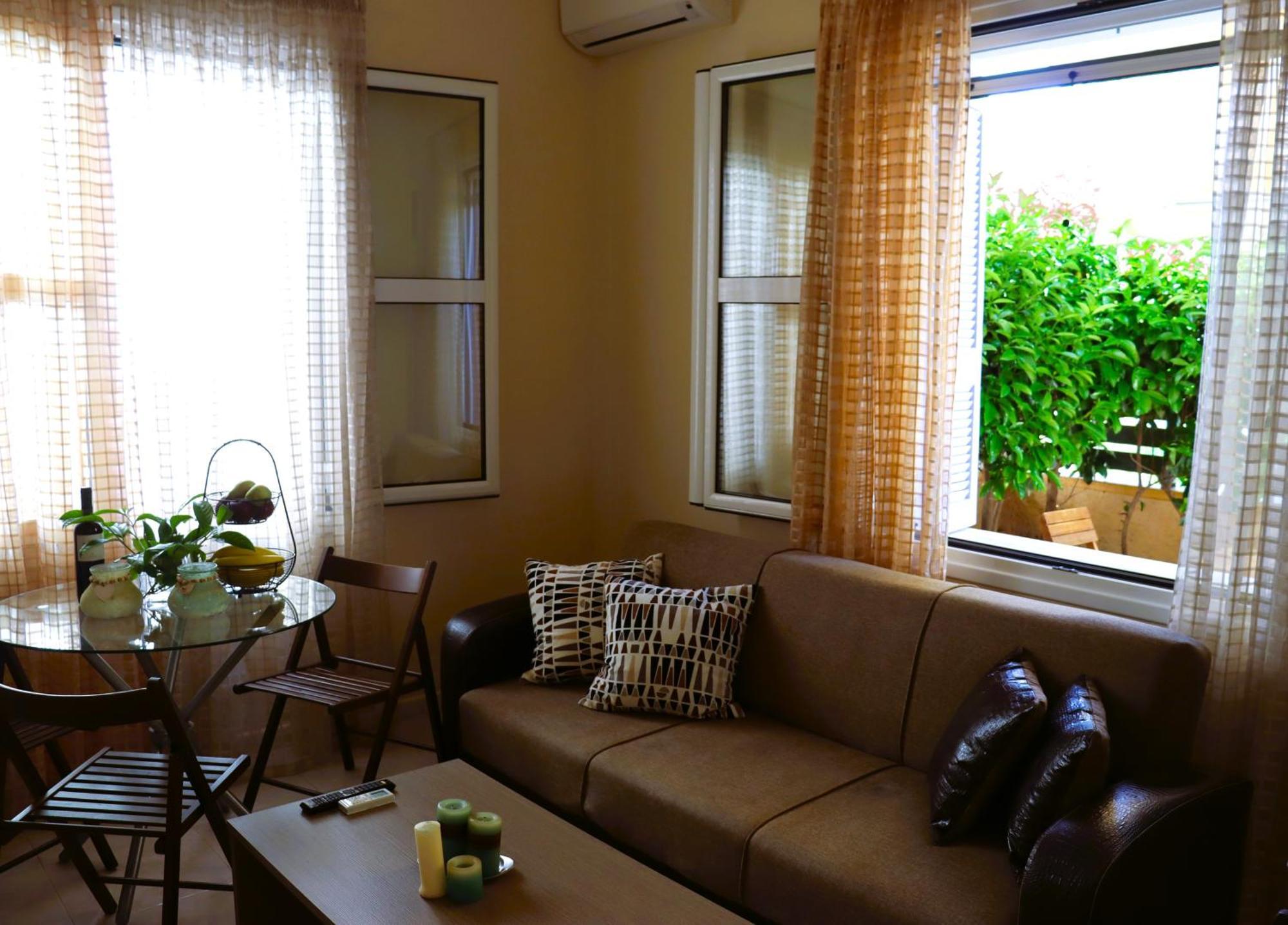 Barbara's * Rhodes City